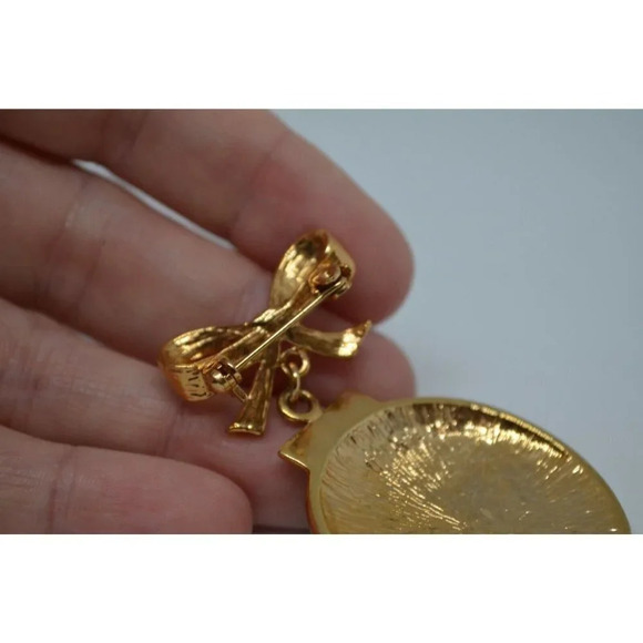 Christmas Ornament Enamel Brooch Dangle Pin Xmas Gold Tone 2" Vtg  Costume - Picture 6 of 9